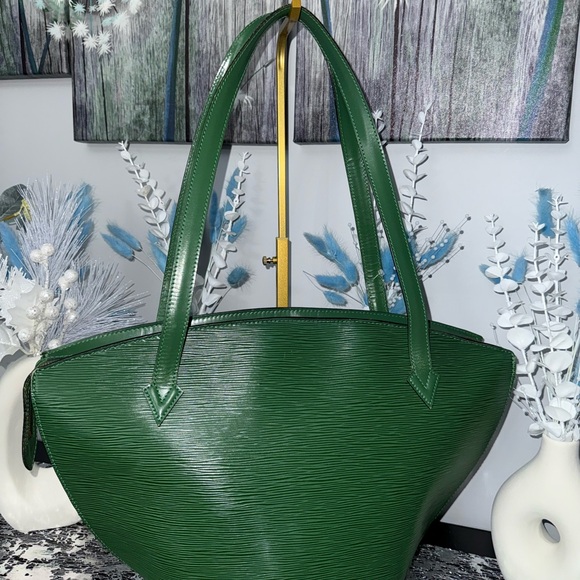 Louis Vuitton Epi - Picture 8 of 11